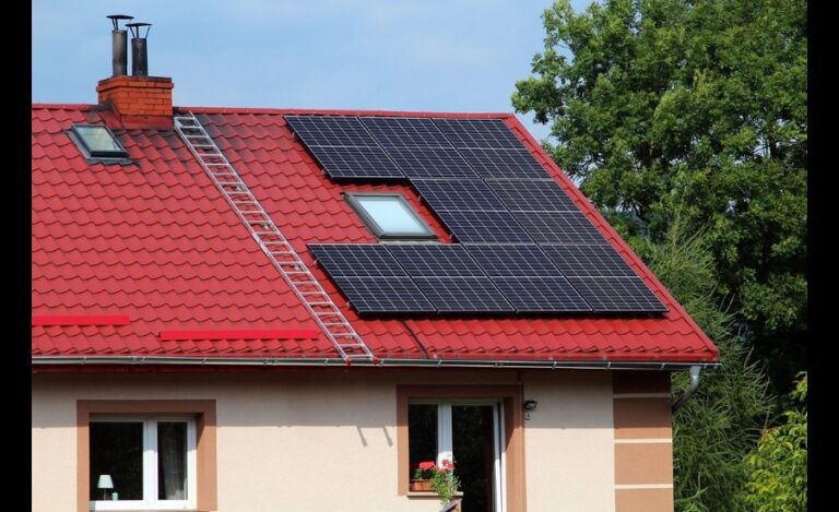 The Impact of Solar Panels on Home Insurance in the UK