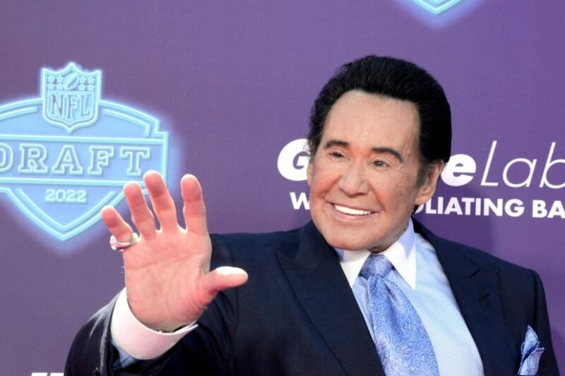 What is Wayne Newton’s Net Worth? His Earning Sources in 2024