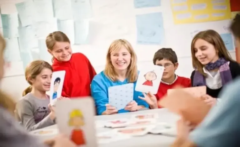 Flashcards Retain Info Faster for Better Study Results