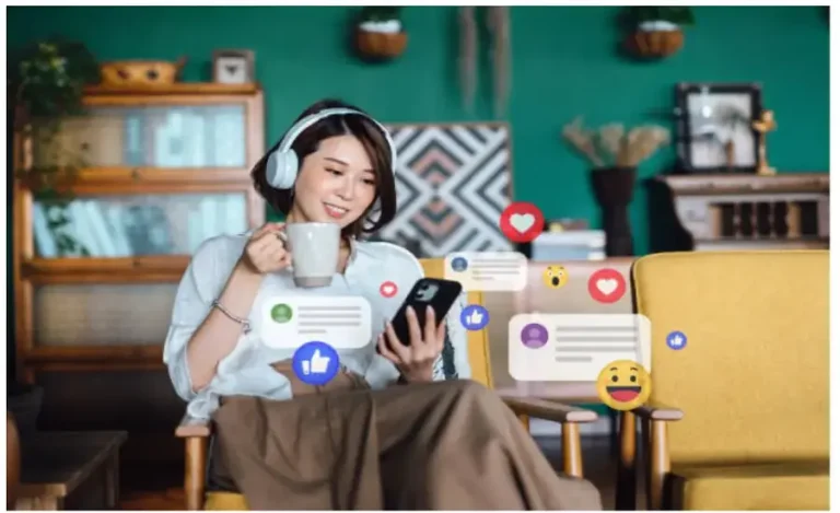 How Does an AI Ad Creative Maker Simplify Digital Marketing Efforts