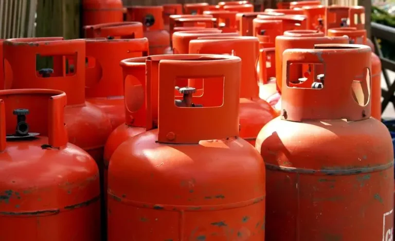 Leverage Online Earning Opportunities and Learn More About the Use of Gas Cylinders