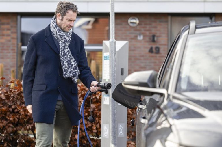 EV Charging Cables Compared: Which Type Powers Your Car Fastest?
