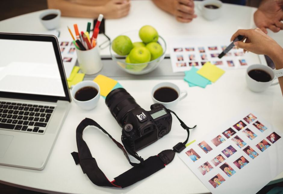 Beginner’s Guide to Graphic Design and Photography